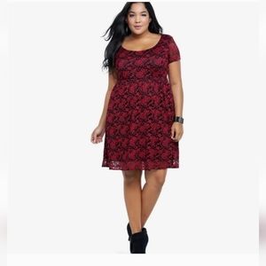 Torrid Red/Black Lace Cut-out Shortsleeve Dress Size 2 (2X)